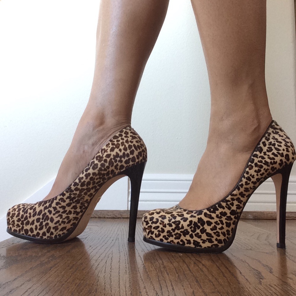 Pour La Victoire Animal Print Calf Hair Heels
